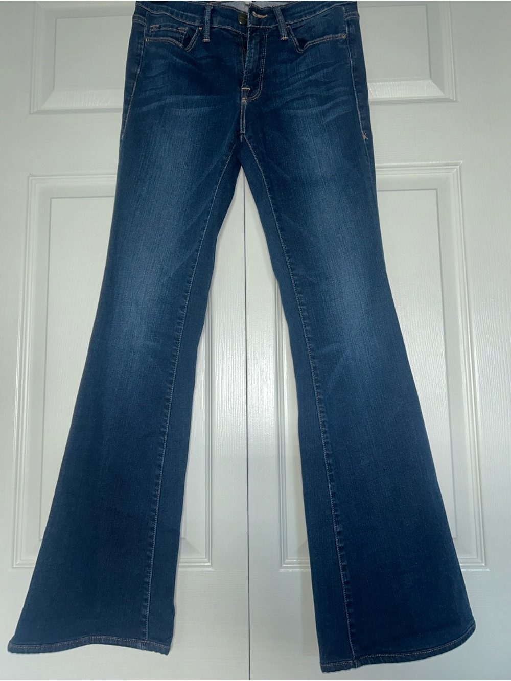 Frame Denim Indigo wide Flare forever Karlie Jeans